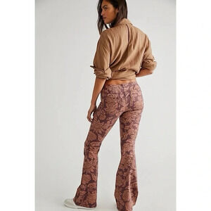 New Free People Penny Pull-On Printed Flare Jeans Paisley Floral Print 26